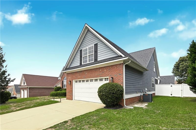 6012 Goldenrain Dr, Fayetteville, NC 28314