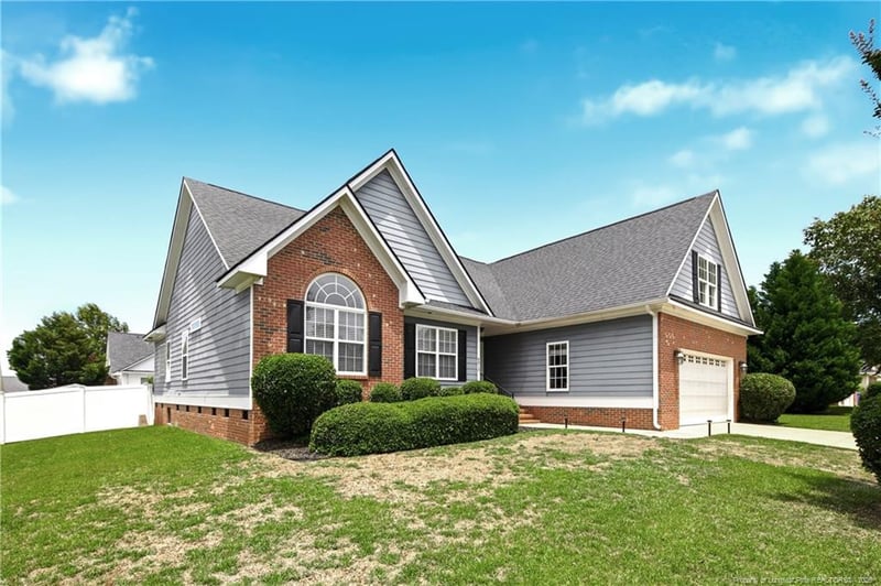 6012 Goldenrain Dr, Fayetteville, NC 28314