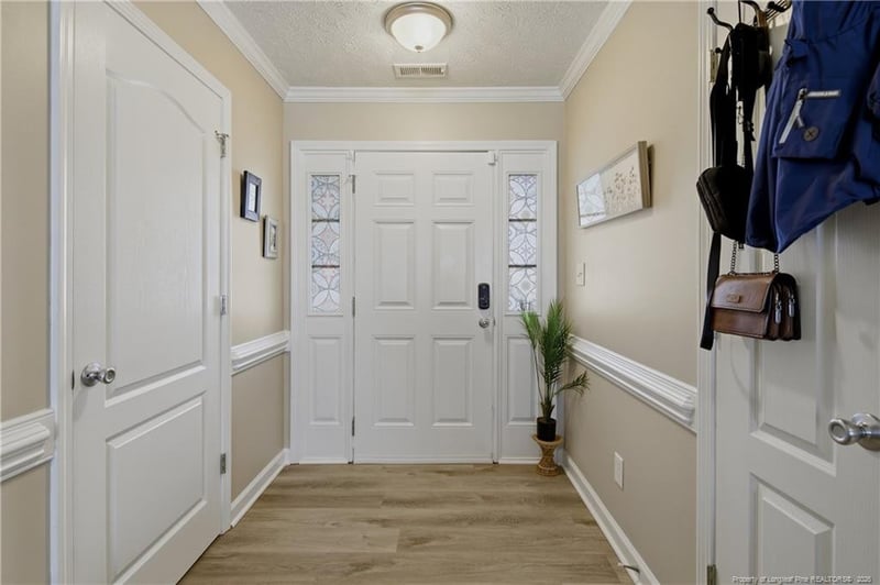 6012 Goldenrain Dr, Fayetteville, NC 28314