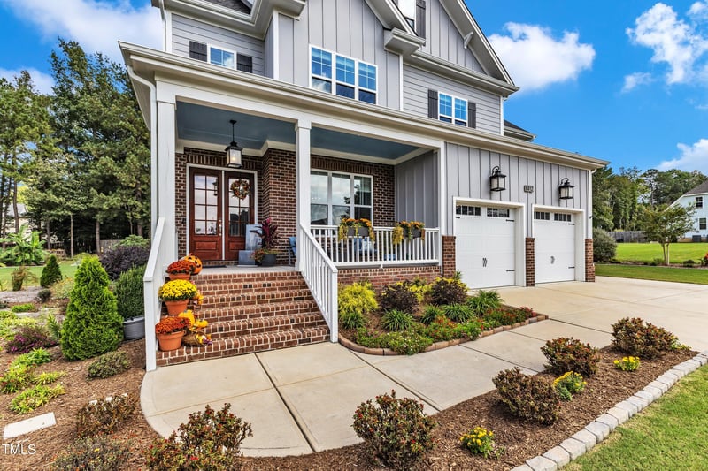 6012 Lunenburg Dr, Raleigh, NC 27603