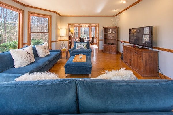 6012 Turkey Farm Rd, Chapel Hill, NC 27514