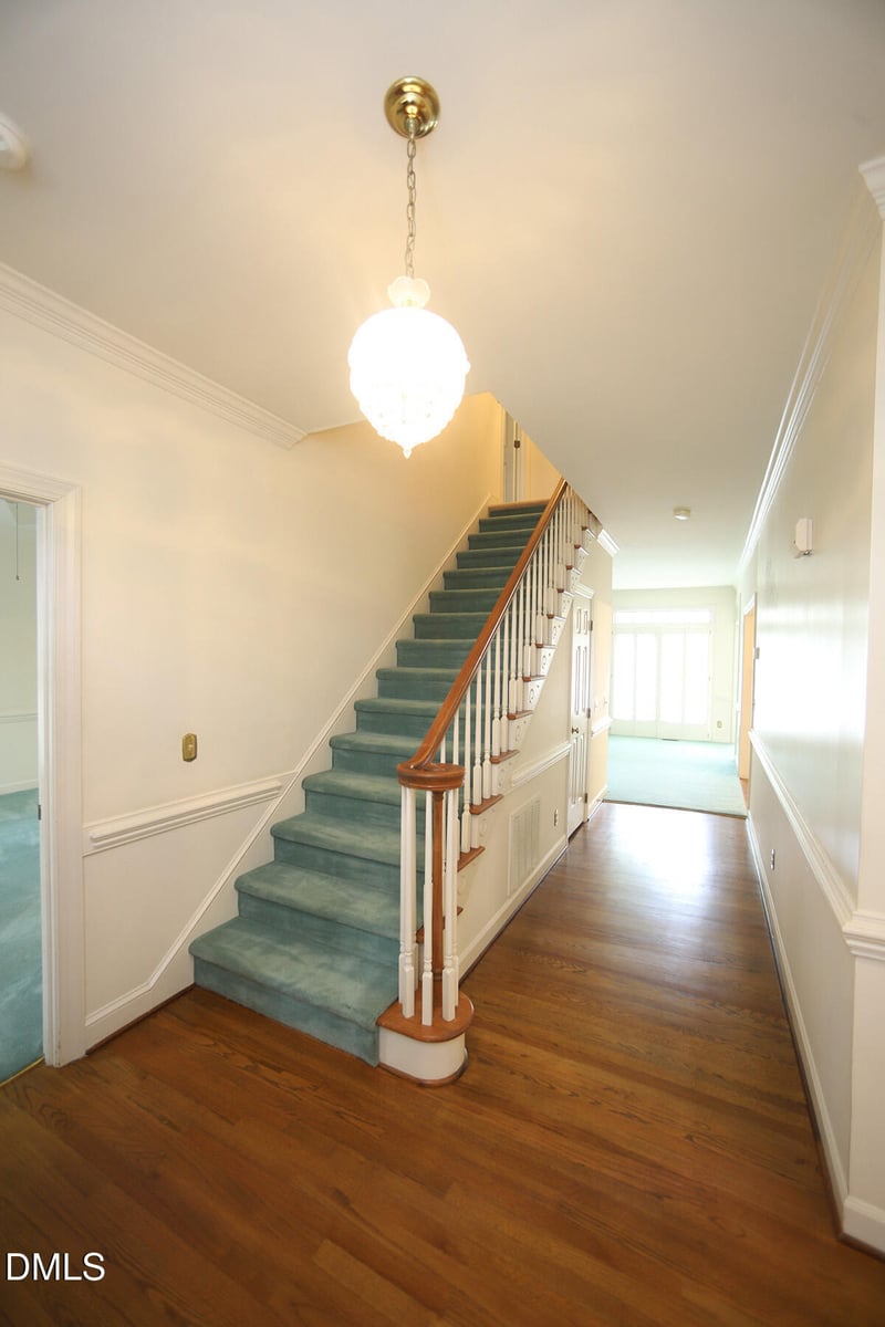 6013 Tenter Banks Sq, Raleigh, NC 27609
