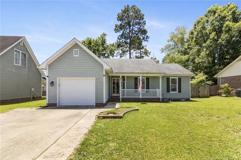 6013 Towhee St, Fayetteville, NC 28304