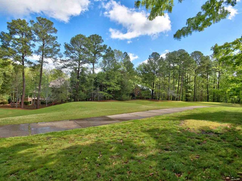 60132 Davie, Chapel Hill, NC 27517