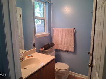 6014 Farm Gate Rd, Raleigh, NC 27606