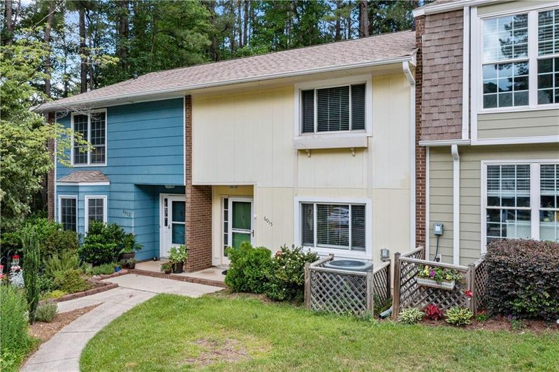 6015 Dixon Dr, Raleigh, NC 27609