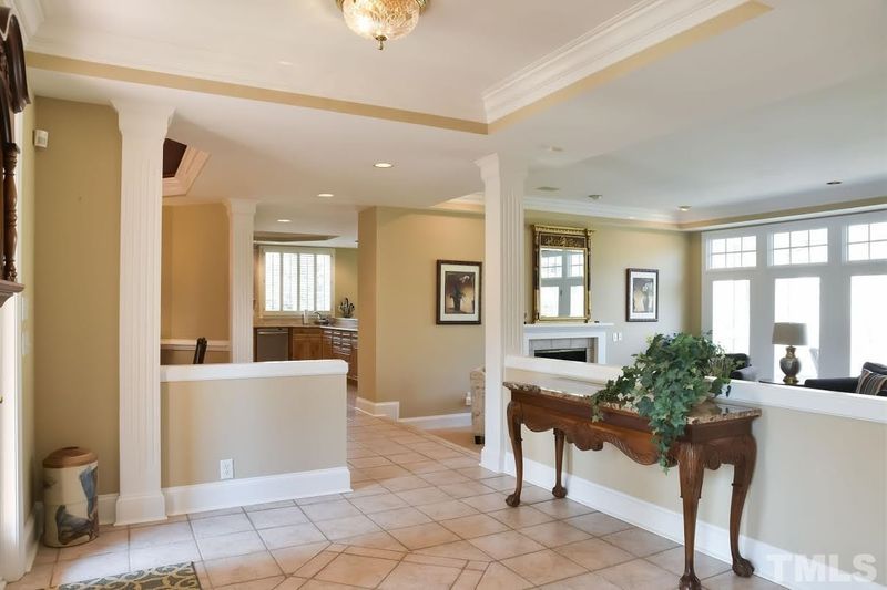 60152 Burton, Chapel Hill, NC 27517
