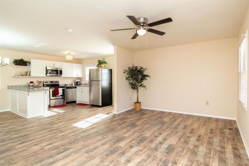 6016 Beardsley Ct, Raleigh, NC 27609