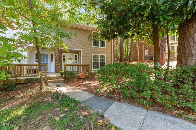 6016 Dixon Dr, Raleigh, NC 27609