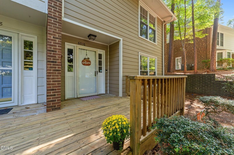 6016 Dixon Dr, Raleigh, NC 27609