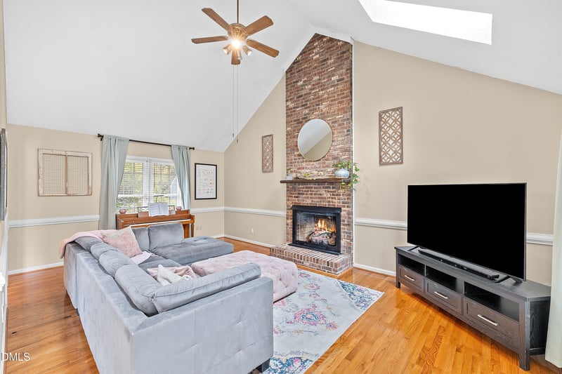 6016 River Landings Dr, Raleigh, NC 27604