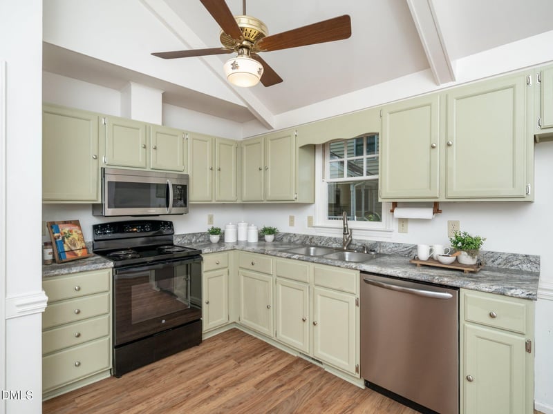 6016 Volant Dr, Raleigh, NC 27609