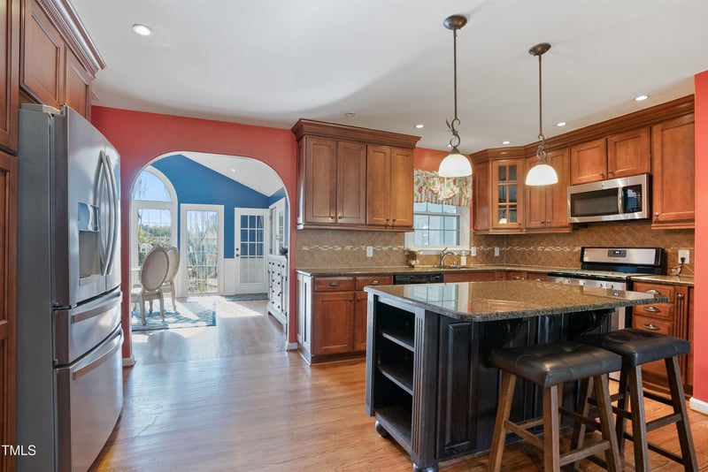 6017 Burt Rd, Fuquay Varina, NC 27526