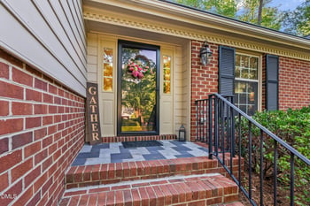 6017 Dodsworth Dr, Raleigh, NC 27612