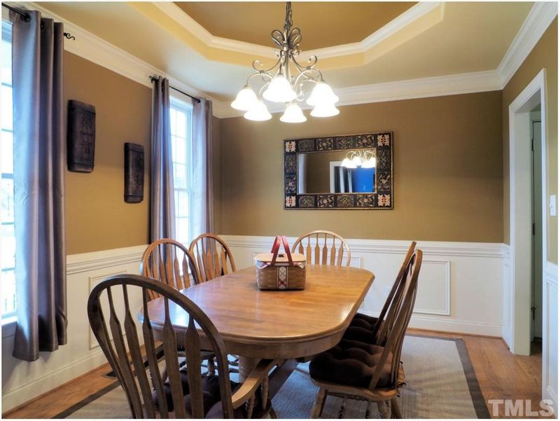 6017 Hunley Dr, Holly Springs, NC 27540