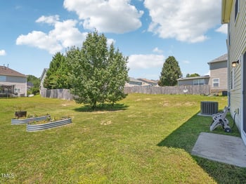 6017 Ladish Ln, Raleigh, NC 27610