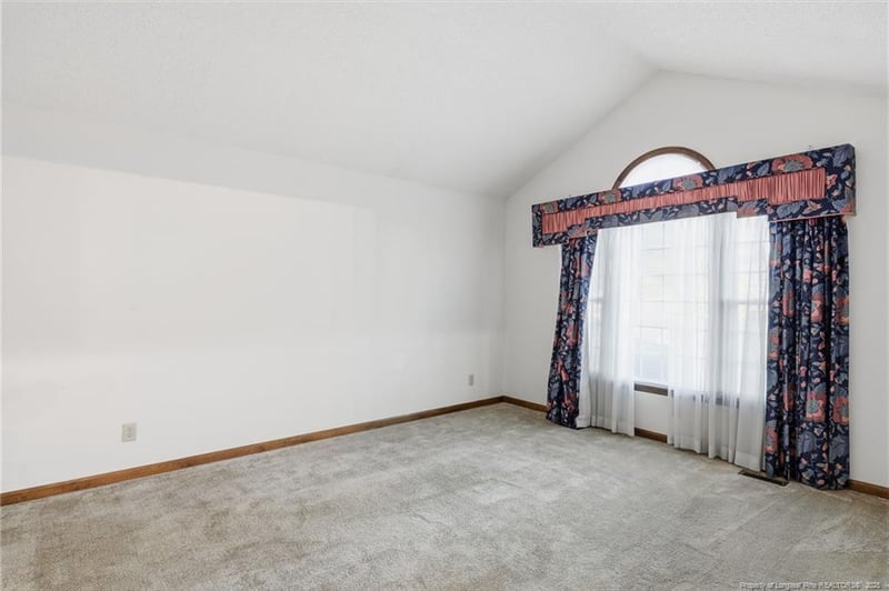 6017 Lakeway Dr, Fayetteville, NC 28306