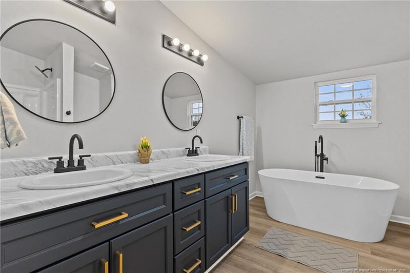 6017 Paddy Hollow Ct, Fayetteville, NC 28312