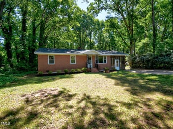 6017 Whitaker Ln, Raleigh, NC 27603