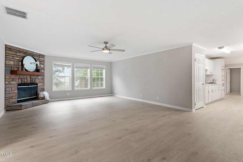 602 Autumn Winds Dr, Goldsboro, NC 27530