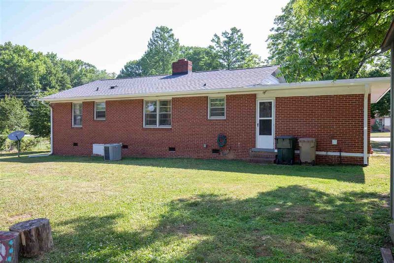 602 Aversboro Rd, Garner, NC 27529