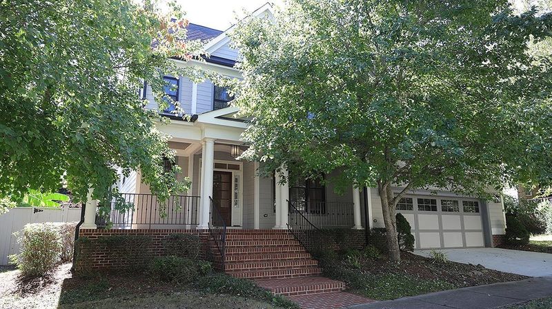 602 S Camellia St, Chapel Hill, NC 27516