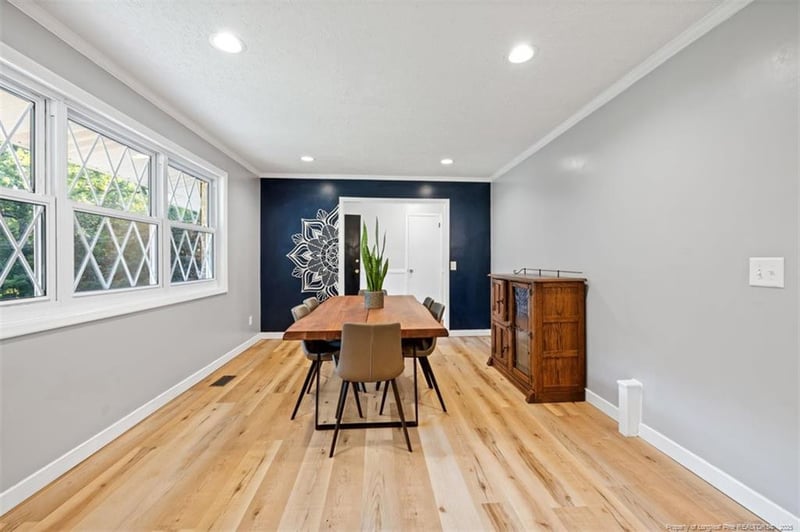 602 Canterbury Rd, Sanford, NC 27330