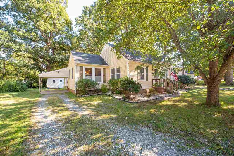 602 N Carr St, Mebane, NC 27302