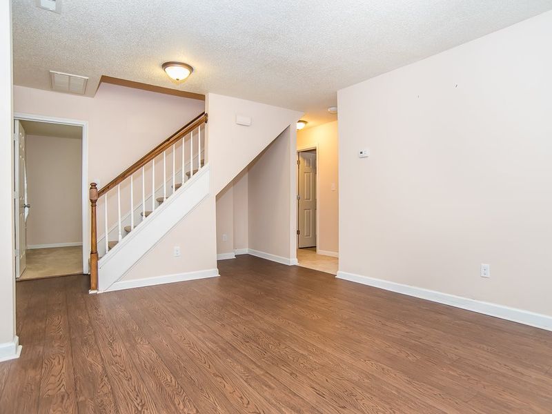 602 Chandler Rd, Durham, NC 27703