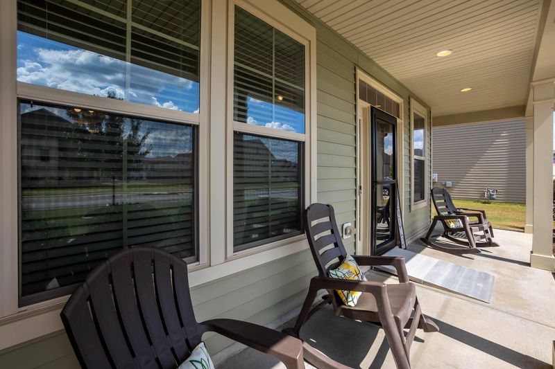 602 Fairway Dr, Mebane, NC 27302