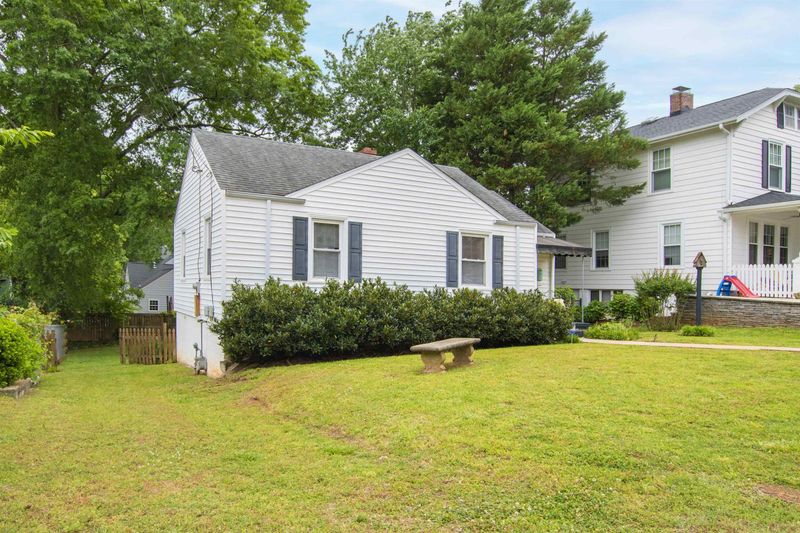 602 Harding St, Raleigh, NC 27604