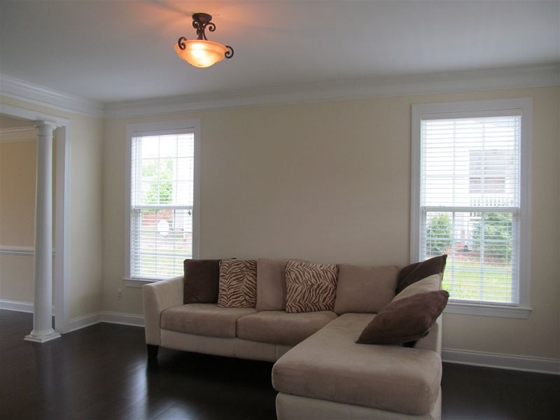 602 Ivyshaw Rd, Cary, NC 27519