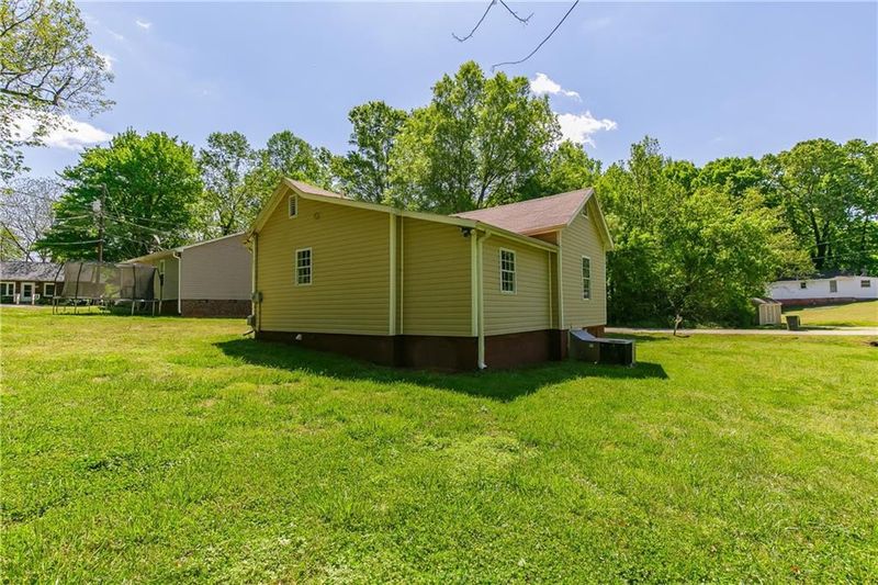 602 W Lee St, Mebane, NC 27302