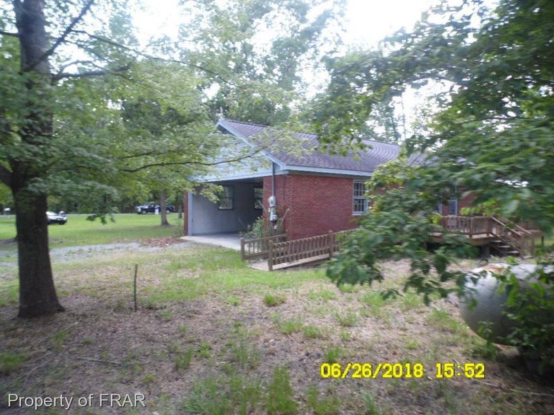 602 Oakleaf Rd, Sanford, NC 27332