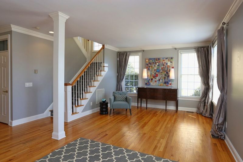602 Parkview Crescent, Chapel Hill, NC 27516