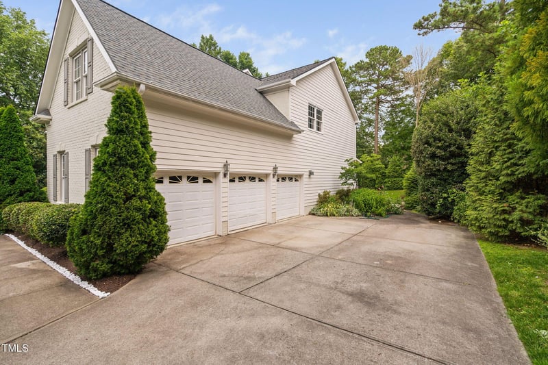 602 Preston Village Way, Cary, NC 27519