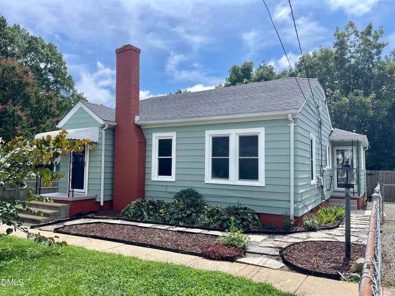 602 Providence Rd, Graham, NC 27253