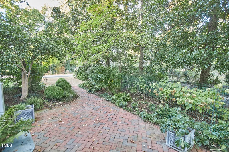 602 Rosemary St, Chapel Hill, NC 27514
