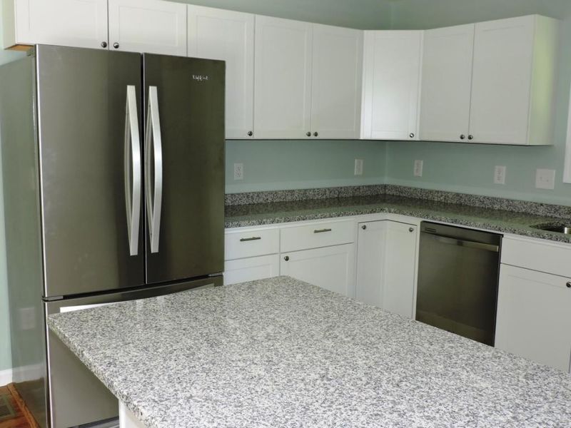 602 E Stagecoach, Mebane, NC 27305