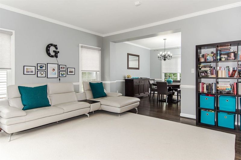 602 Stinhurst Dr, Durham, NC 27713