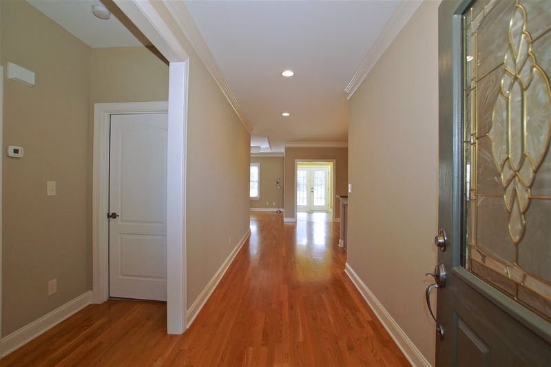 602 Thomaston Hill Ct, Cary, NC 27519
