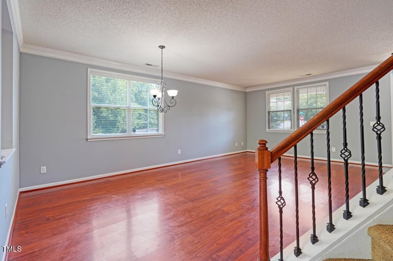 602 Weathervane Dr, Durham, NC 27703