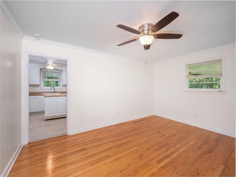 602 N Wilba St, Mebane, NC 27302