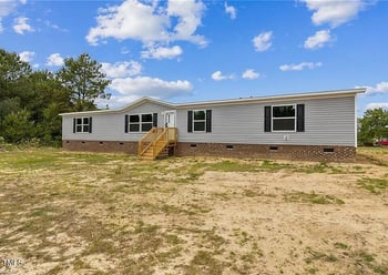 6020 Acoma Ct, Fayetteville, NC 28312