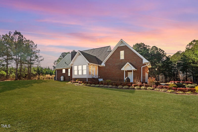 6020 Applewhite Rd, Wendell, NC 27591