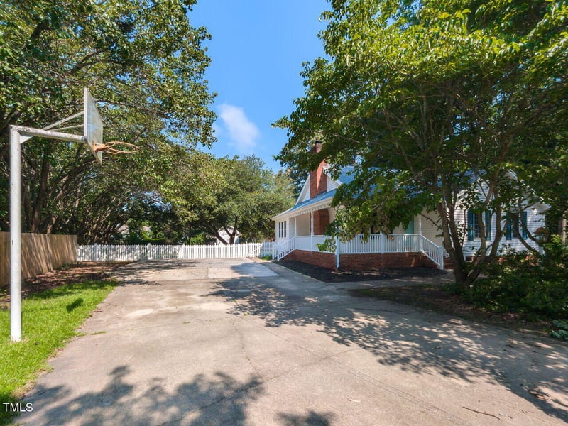 6020 Wildorlyn Cir, Raleigh, NC 27603
