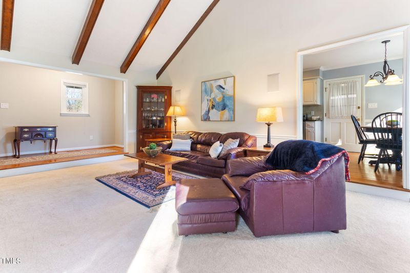 6021 Brass Lantern Ct, Raleigh, NC 27606