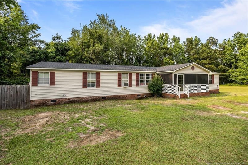 6021 Canadian Ave, Hope Mills, NC 28348