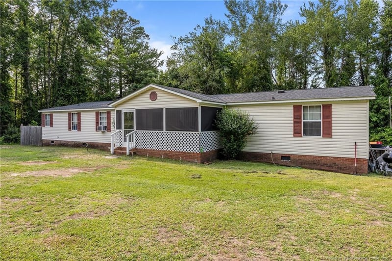 6021 Canadian Ave, Hope Mills, NC 28348
