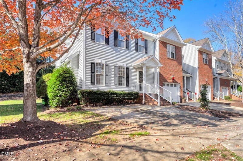 6021 Four Townes Ln, Raleigh, NC 27616